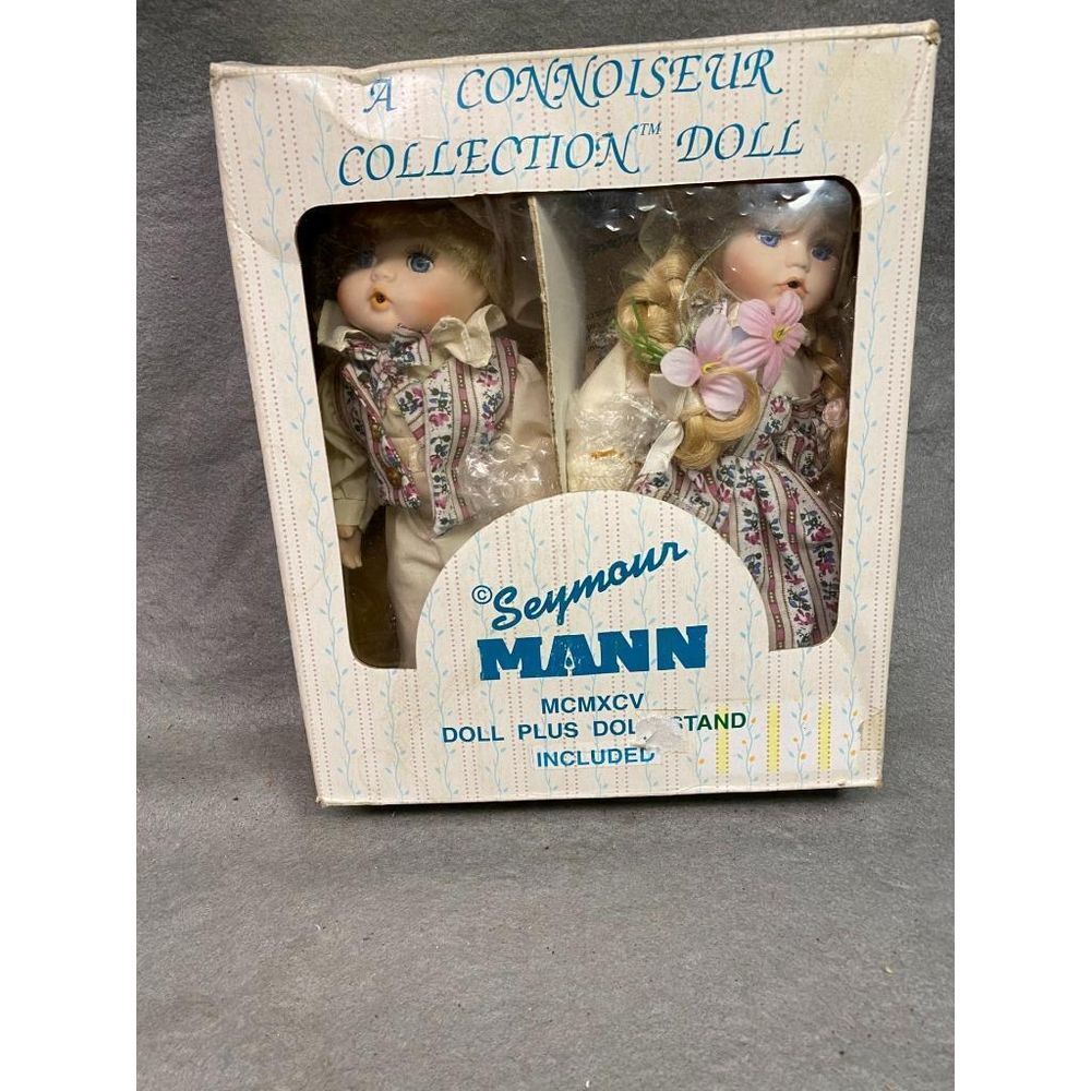 VINTAGE BOY & GIRL‎ PORCELAIN DOLLS SEYMOUR MANN CONNOISEUR COLLECTION  1995 COA